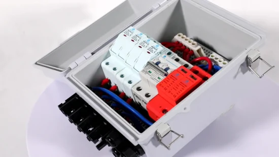 Großhandel Fabrikpreis 6 in 1 aus 32A 1000V DC Solar PV Array Kunststoff Combiner Box IP65 Wasserdichte Combiner Box mit Solaranschluss